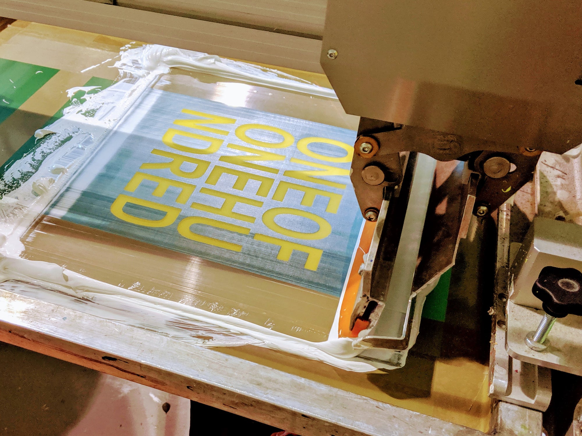 screen printing t-shirts uk automatic